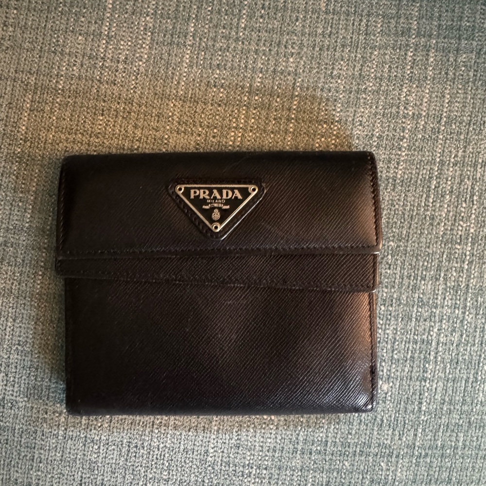 Prada Logo Plate Tri-fold Black Saffiano Leather Wallet